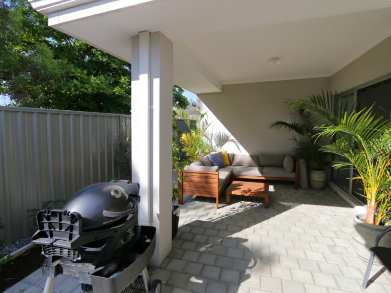 135B Planet Street, Carlisle WA 6101