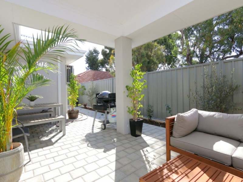 135B Planet Street, Carlisle WA 6101