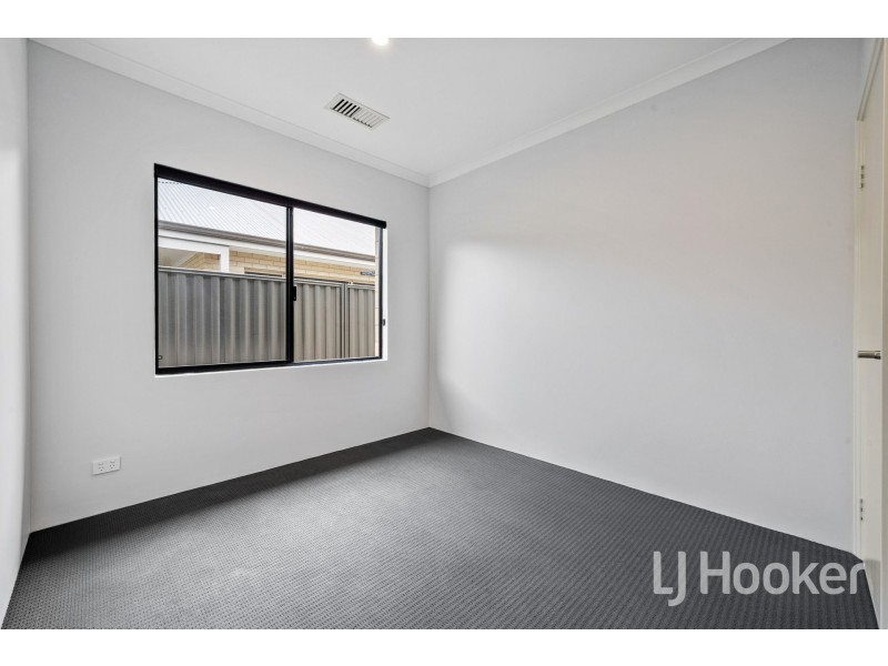 8 Cinnabar Loop, Byford WA 6122