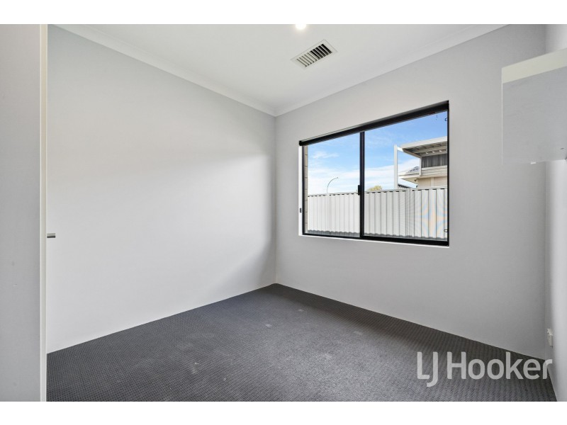 8 Cinnabar Loop, Byford WA 6122