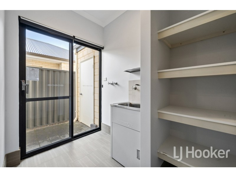 8 Cinnabar Loop, Byford WA 6122