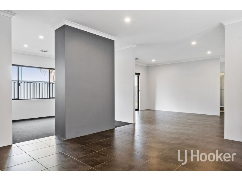 8 Cinnabar Loop, Byford WA 6122