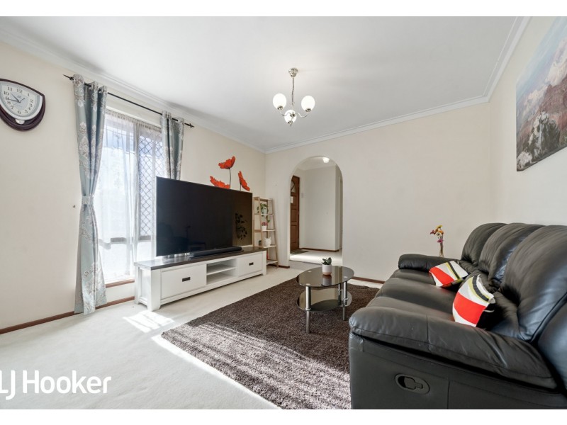6 Rae Place, Leeming WA 6149