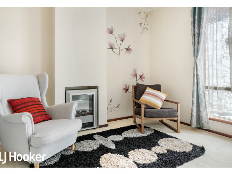 6 Rae Place, Leeming WA 6149