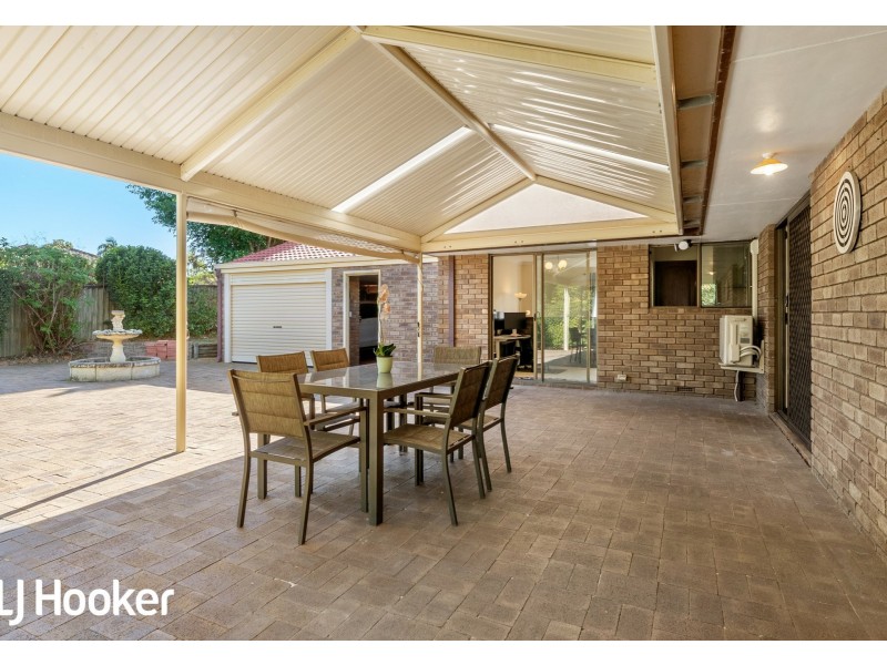 6 Rae Place, Leeming WA 6149