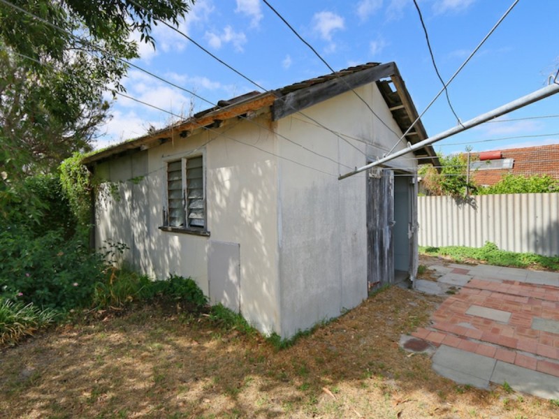 17 Apollo Way, Carlisle WA 6101