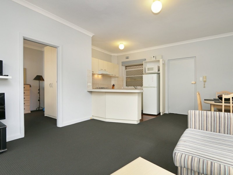8/37 Mill Point Road, South Perth WA 6151