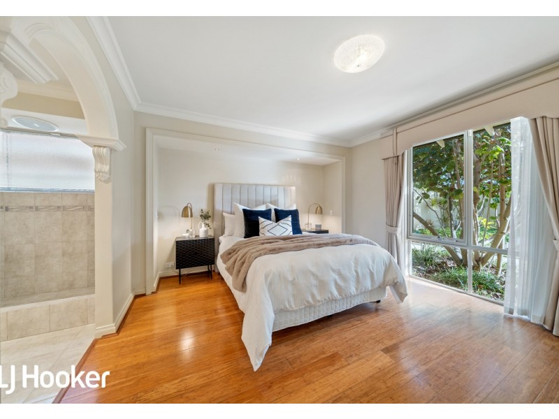 25 Marcus Avenue, Booragoon WA 6154