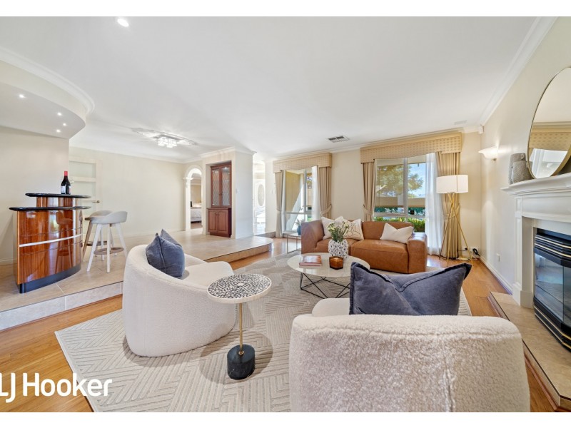 25 Marcus Avenue, Booragoon WA 6154