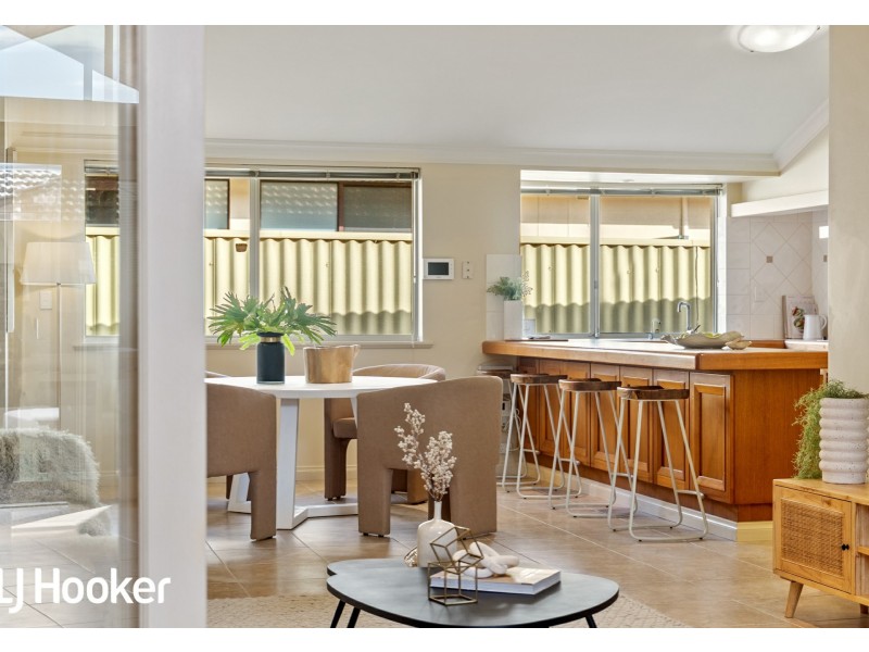 25 Marcus Avenue, Booragoon WA 6154