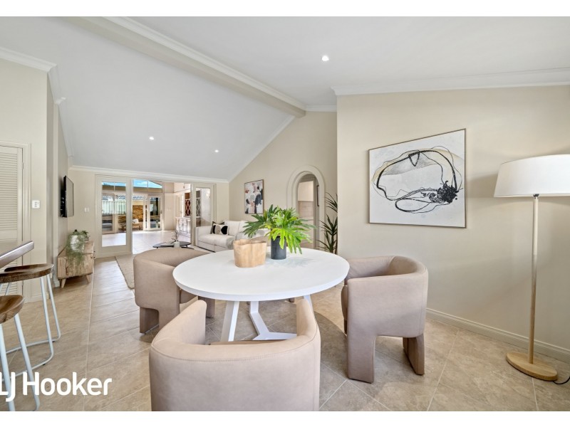 25 Marcus Avenue, Booragoon WA 6154