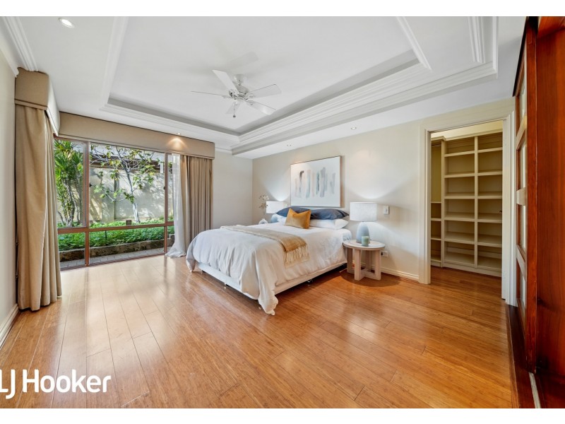 25 Marcus Avenue, Booragoon WA 6154