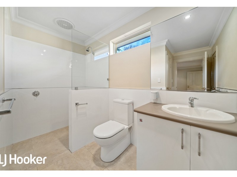 25 Marcus Avenue, Booragoon WA 6154