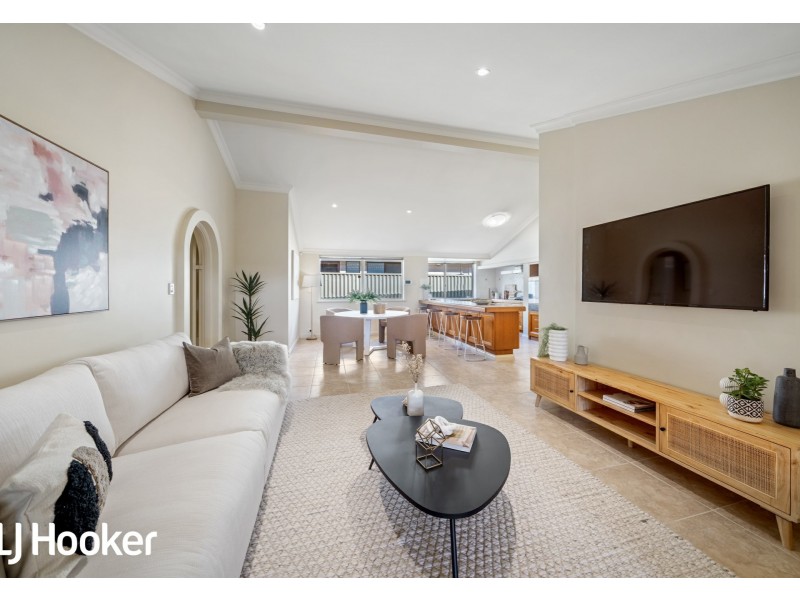 25 Marcus Avenue, Booragoon WA 6154