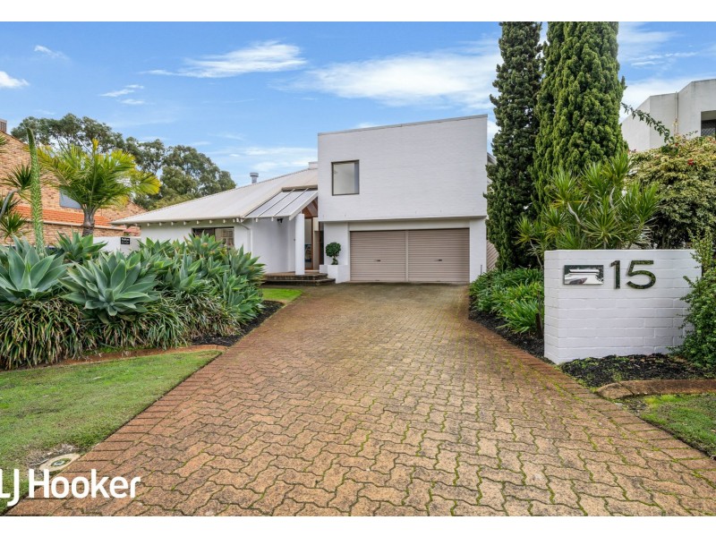 15 Carlow Circle, Waterford WA 6152