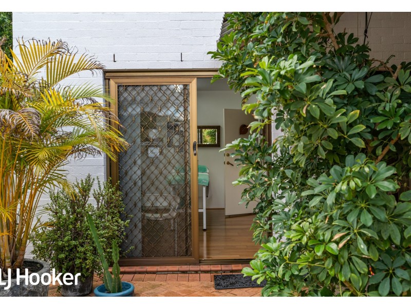 15 Carlow Circle, Waterford WA 6152