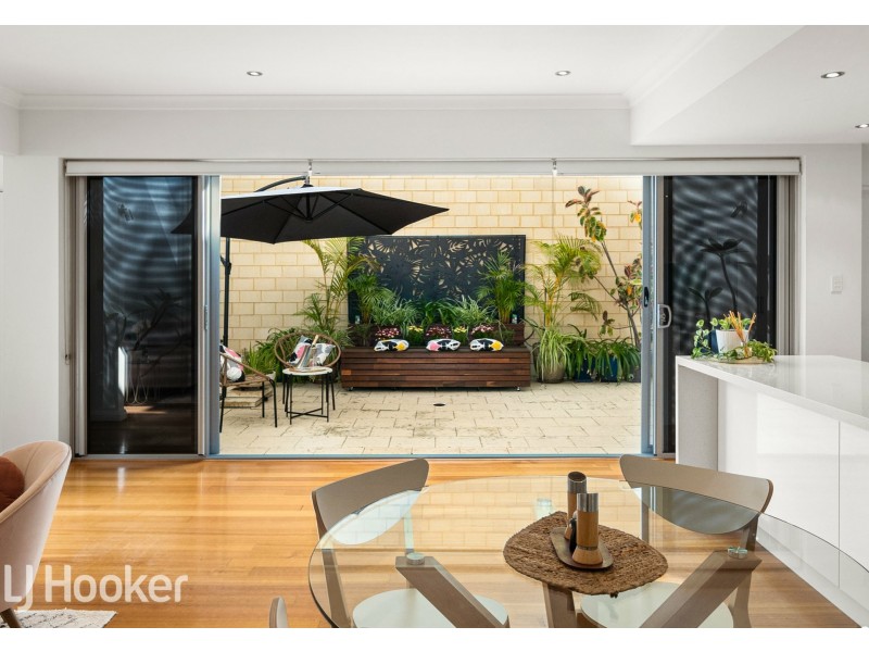 104 Sunbury Road, Victoria Park WA 6100