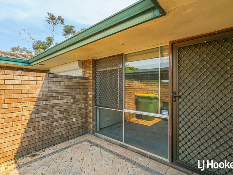 5B Dain Court, Leeming WA 6149