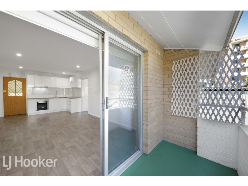 8/54 King George Street, Victoria Park WA 6100