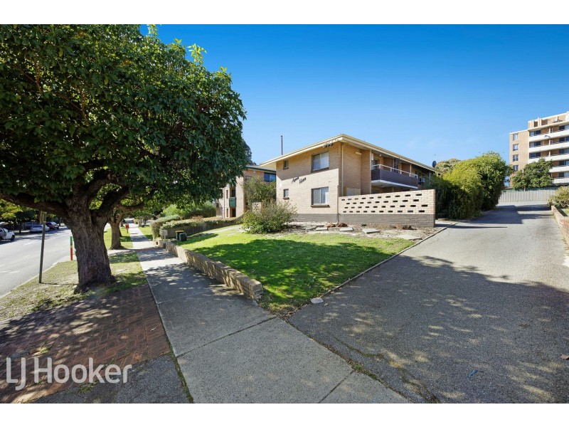 8/54 King George Street, Victoria Park WA 6100