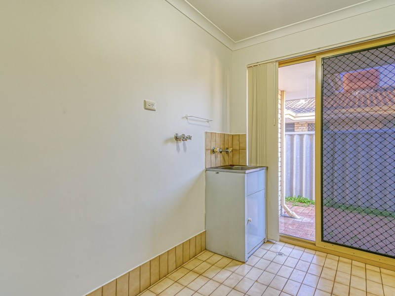2/256 St Kilda Road, Kewdale WA 6105
