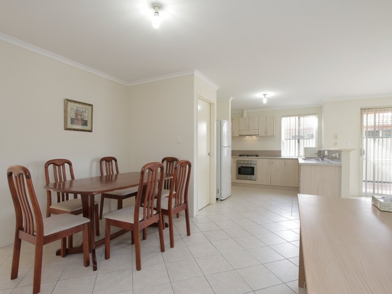 3/8 Acton Avenue, Bentley WA 6102