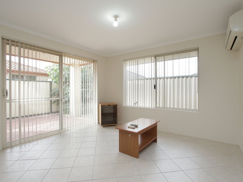 3/8 Acton Avenue, Bentley WA 6102