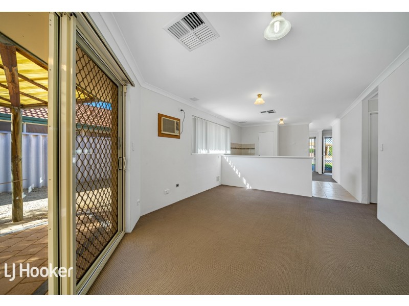 1/82 Station Street, Cannington WA 6107