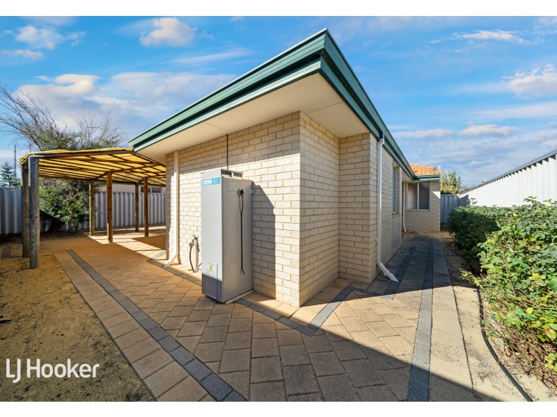1/82 Station Street, Cannington WA 6107