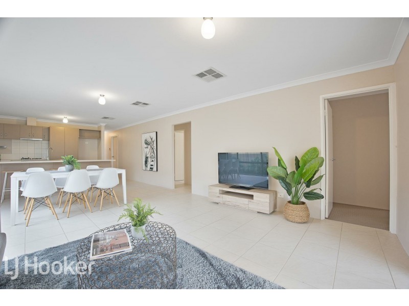 10 Bunratty Link, Canning Vale WA 6155