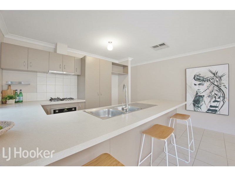 10 Bunratty Link, Canning Vale WA 6155