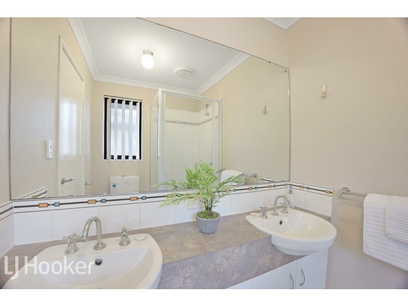 10 Bunratty Link, Canning Vale WA 6155