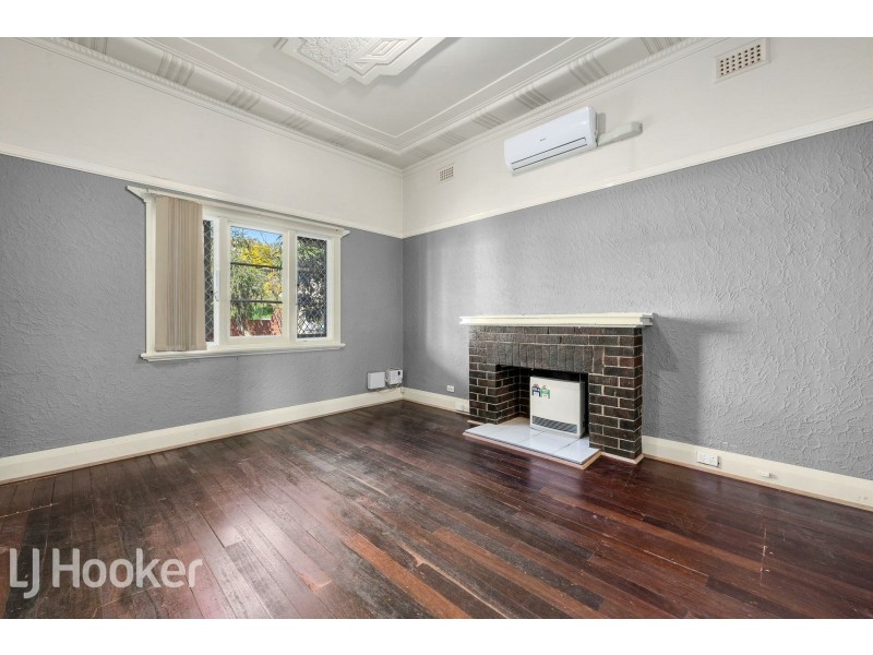 11 McMaster Street, Victoria Park WA 6100