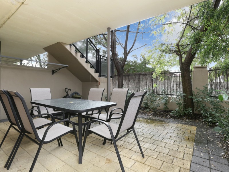 4/7 Midgley Street, Lathlain WA 6100