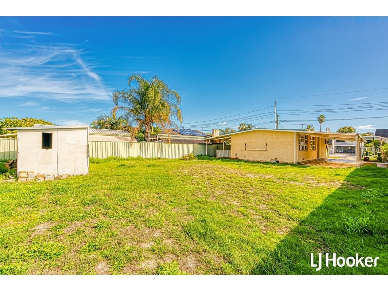276 Wright Street, Cloverdale WA 6105