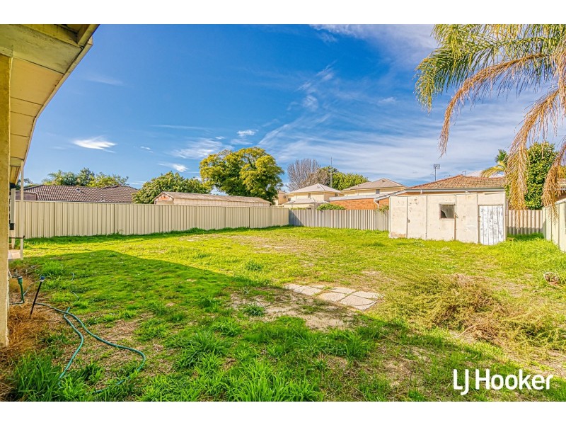 276 Wright Street, Cloverdale WA 6105