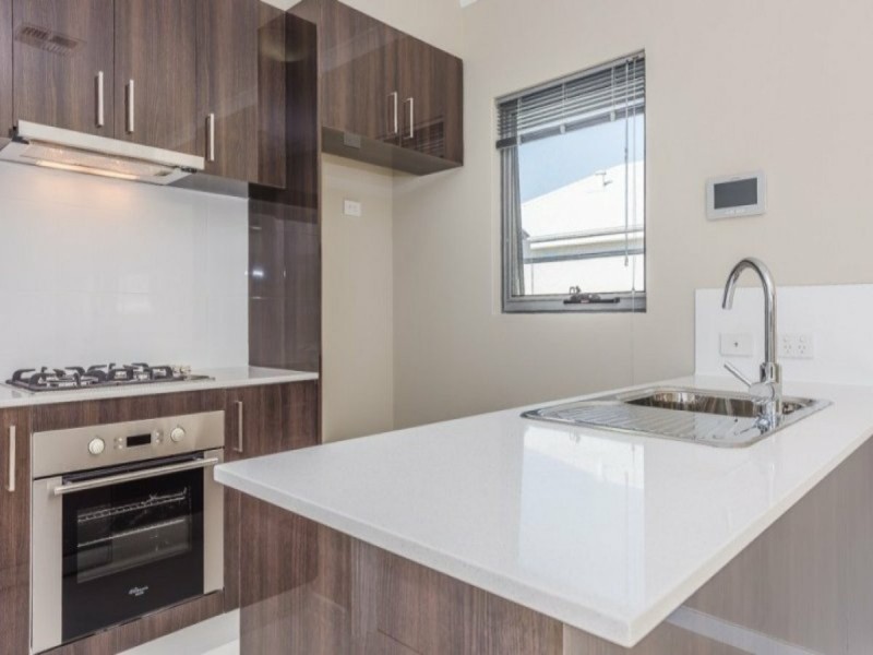 6/210 Kooyong Road, Rivervale WA 6103