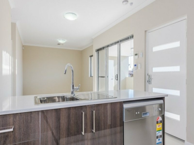 6/210 Kooyong Road, Rivervale WA 6103