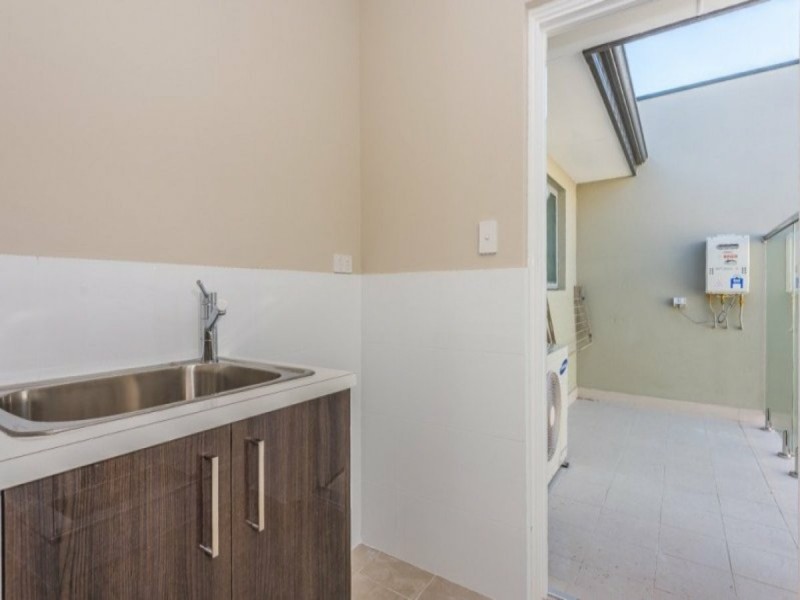 6/210 Kooyong Road, Rivervale WA 6103