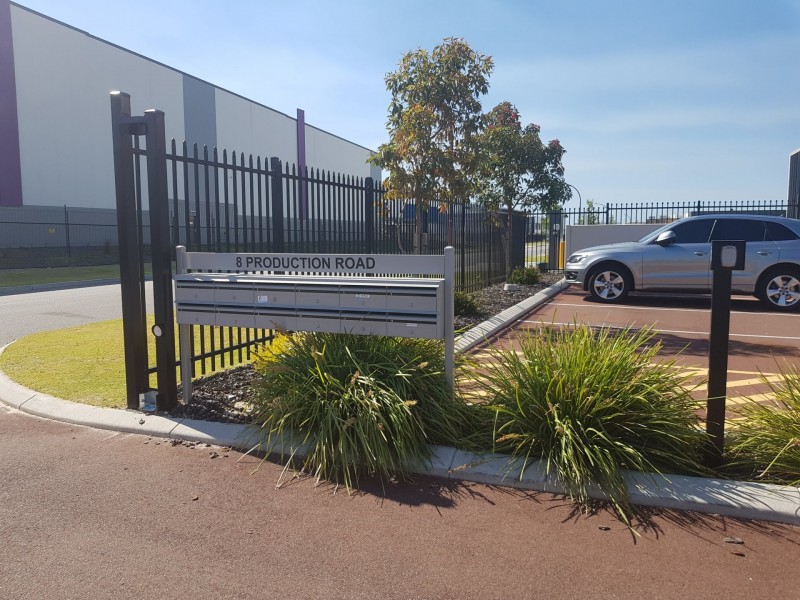 4/8 Production Road, Canning Vale WA 6155