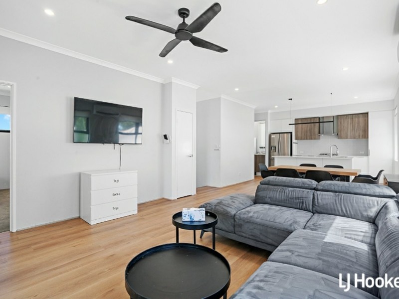 2/174 Leake Street, Belmont WA 6104