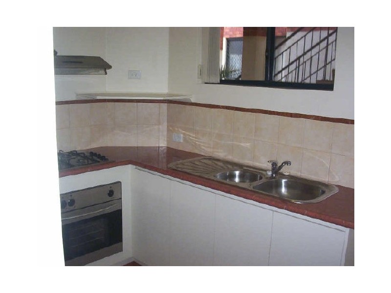 2/8 King George Street, Victoria Park WA 6100