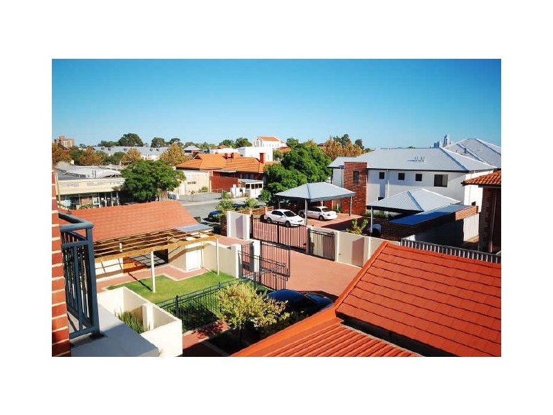 11/4 Lichfield Street, Victoria Park WA 6100