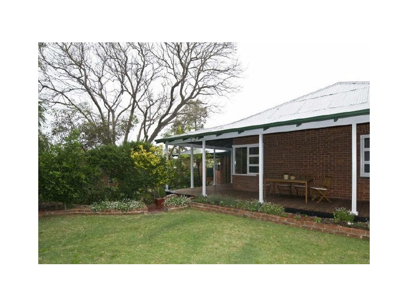 55 Teague Street, Victoria Park WA 6100