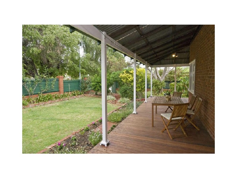 55 Teague Street, Victoria Park WA 6100