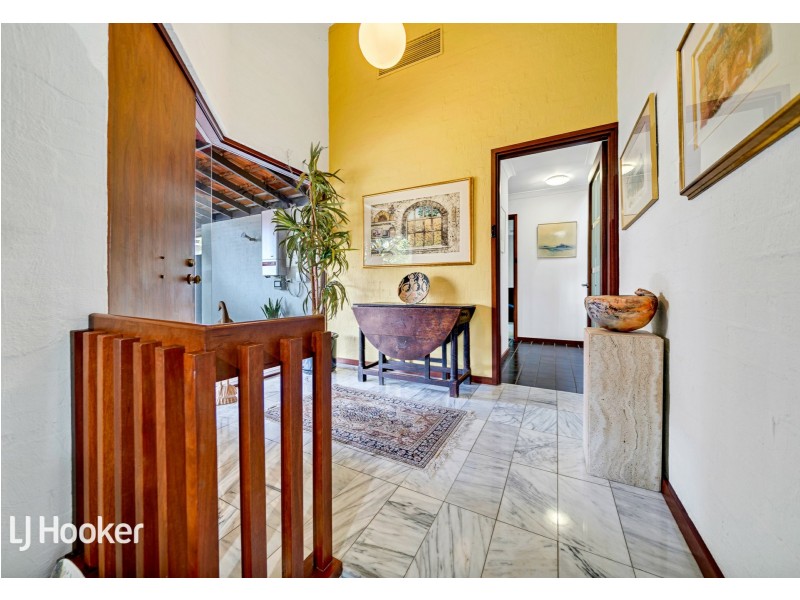 2/27 Clydesdale Street, Como WA 6152