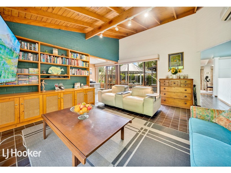 2/27 Clydesdale Street, Como WA 6152