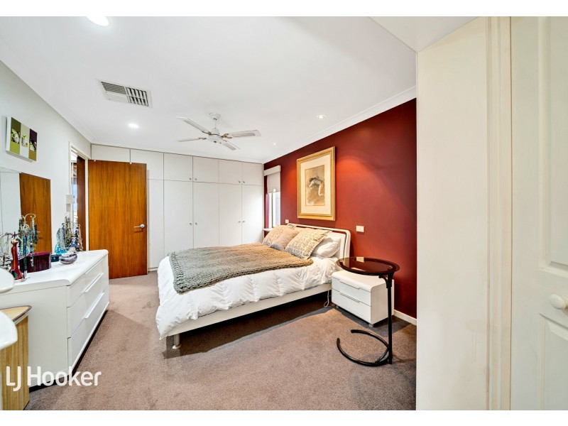 2/27 Clydesdale Street, Como WA 6152