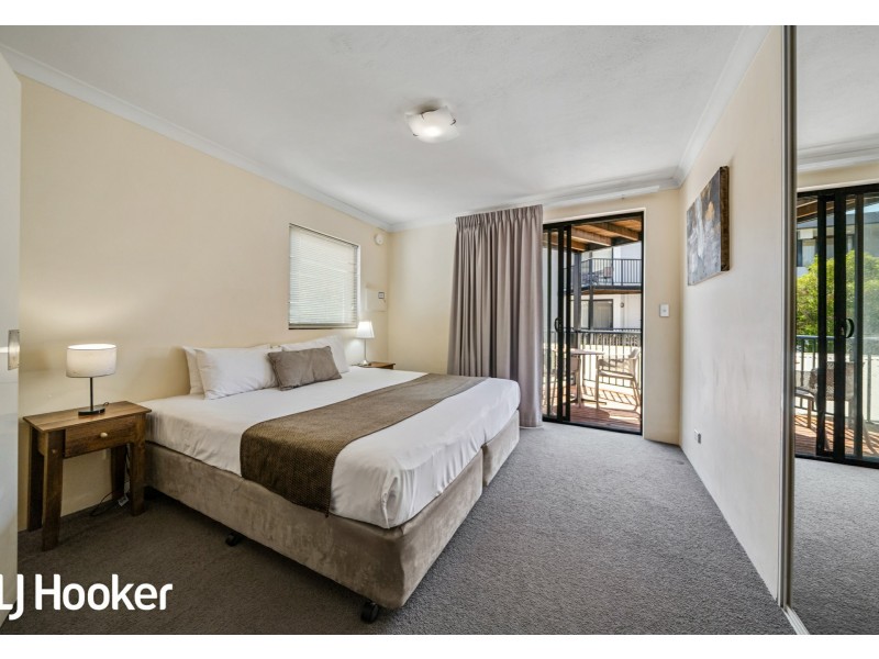 215/29 Melville Parade, South Perth WA 6151