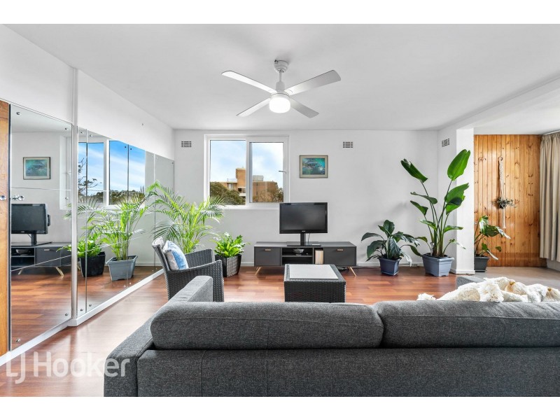 17/45 Leonard Street, Victoria Park WA 6100